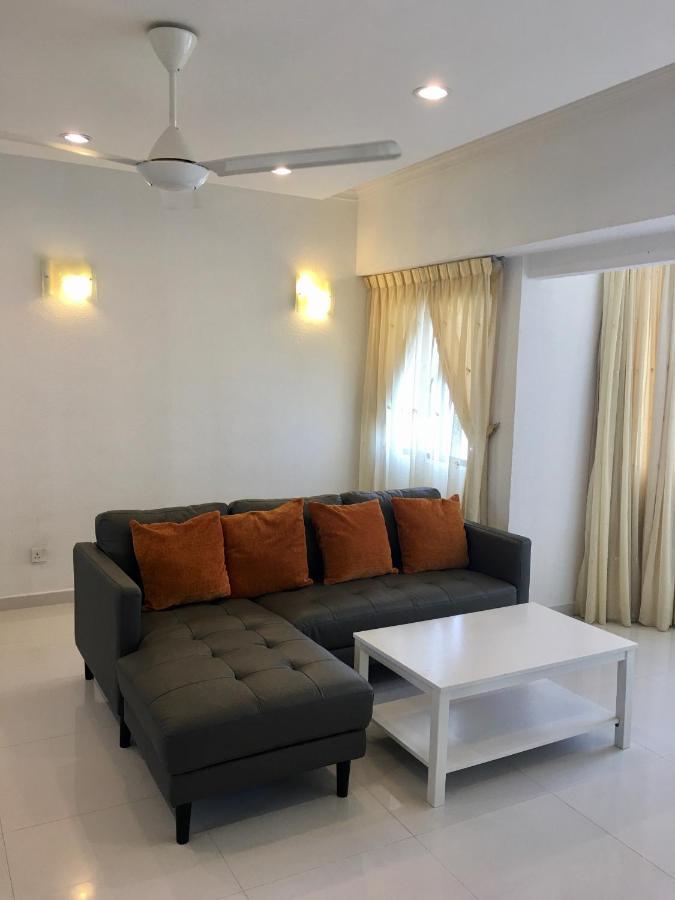 The Ferringhi Sea View At Sri Sayang Apartman Batu Ferringhi Kültér fotó