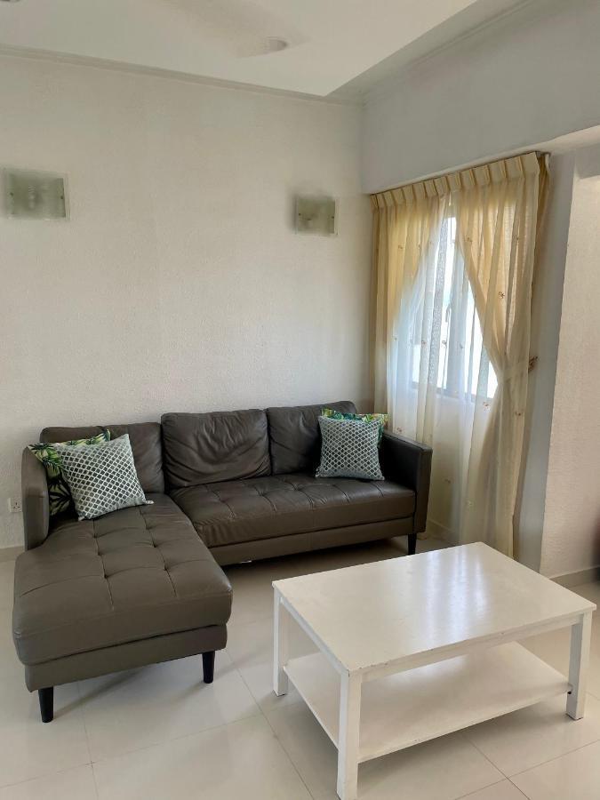 The Ferringhi Sea View At Sri Sayang Apartman Batu Ferringhi Kültér fotó