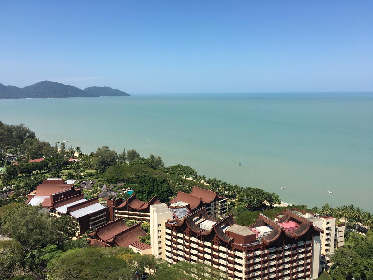 The Ferringhi Sea View At Sri Sayang Apartman Batu Ferringhi Kültér fotó