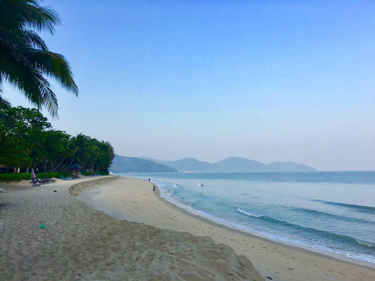 The Ferringhi Sea View At Sri Sayang Apartman Batu Ferringhi Kültér fotó